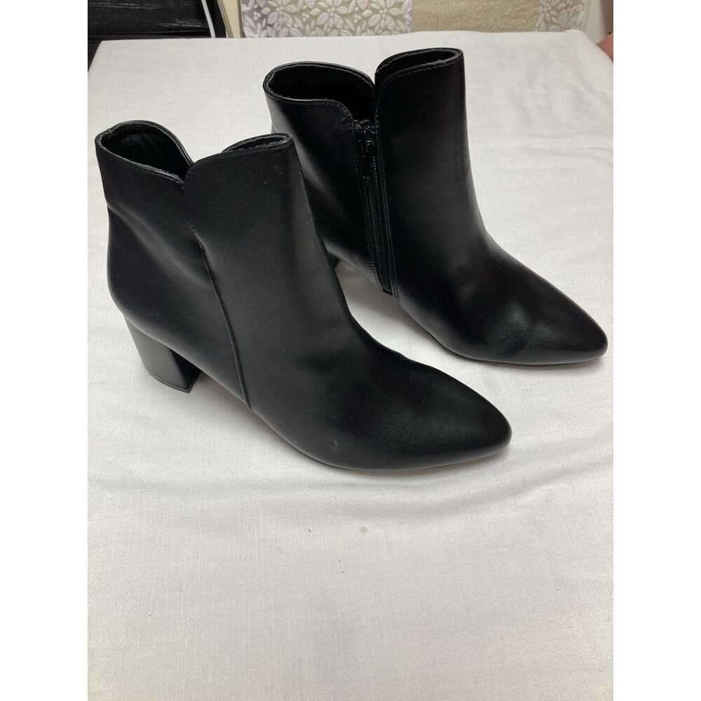 Women's Knee High Boots Size 9